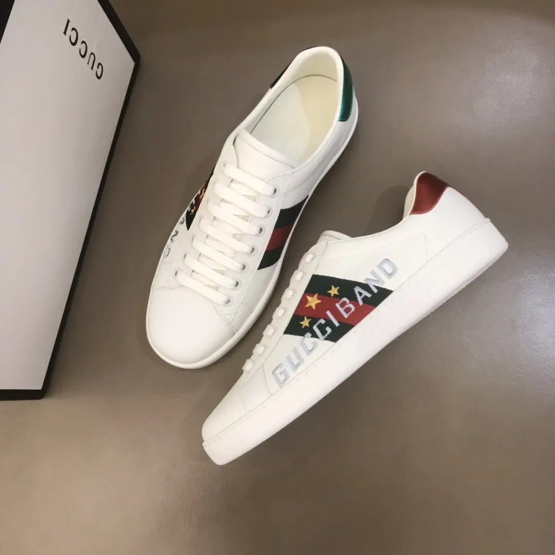 WellDesigned G House  White Sneakers – Green Red Logo, Lace-Up Style with High Quality Replica Shoes and Gucci-Inspired Design 857