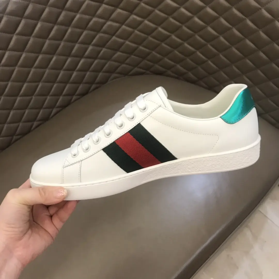 WellDesigned G House  White Sneakers – Green Red Logo, Lace-Up Style with High Quality Replica Shoes and Gucci-Inspired Design 857