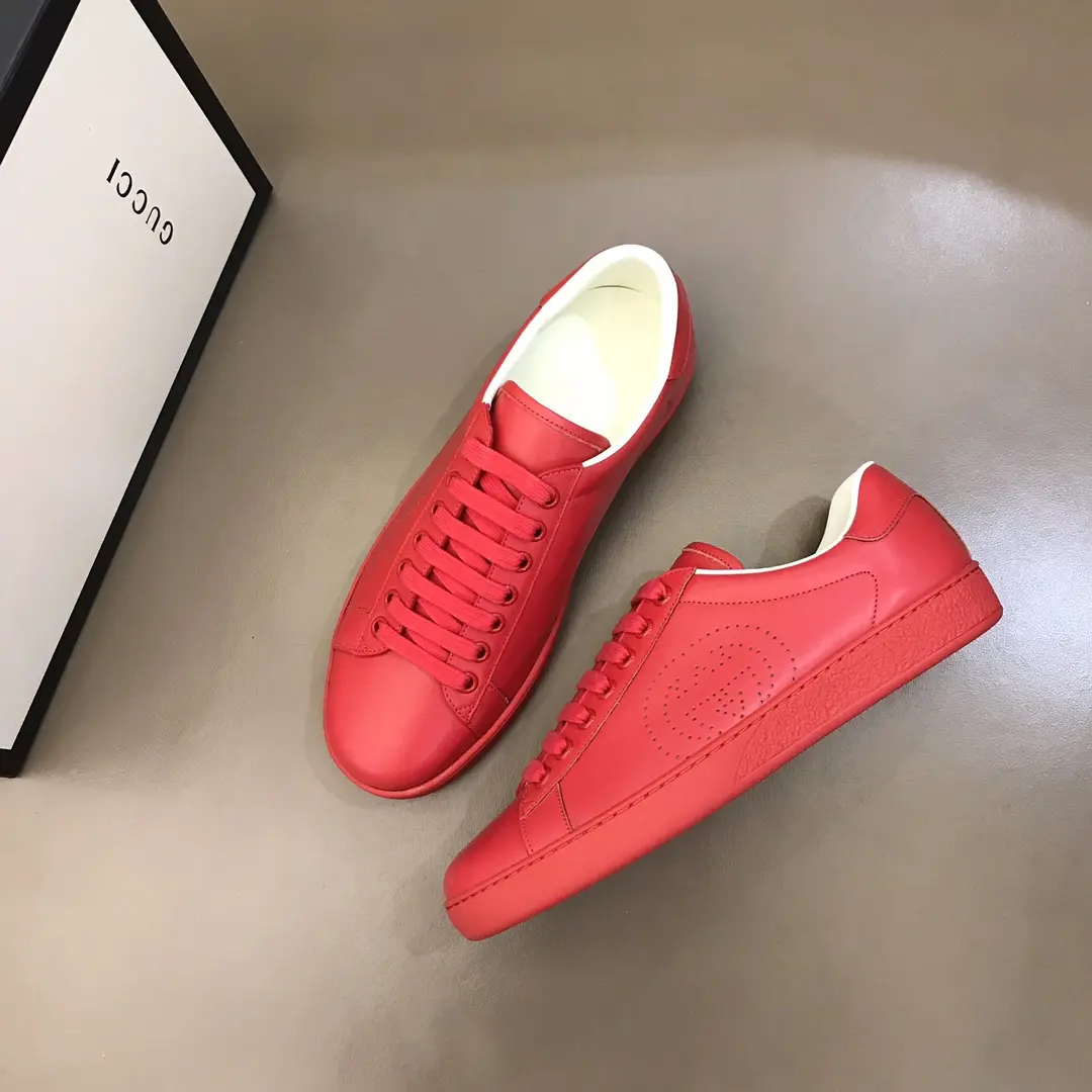 Timeless Gucci 2020  Ace Red Leather Sneakers – Minimalist Design with High Quality Replica Shoes and Gucci Replica Style for Men and Women 858