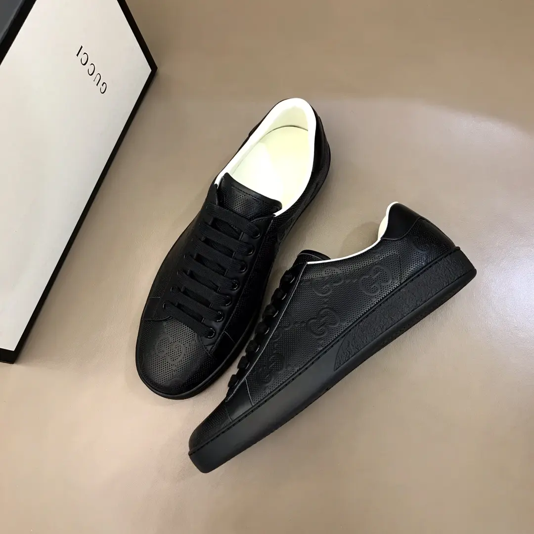 DailyWear Gucci Ace GG Pattern Black Leather Sneakers for Men and Women – High Quality Replica Shoes with Gucci Replica Design 864