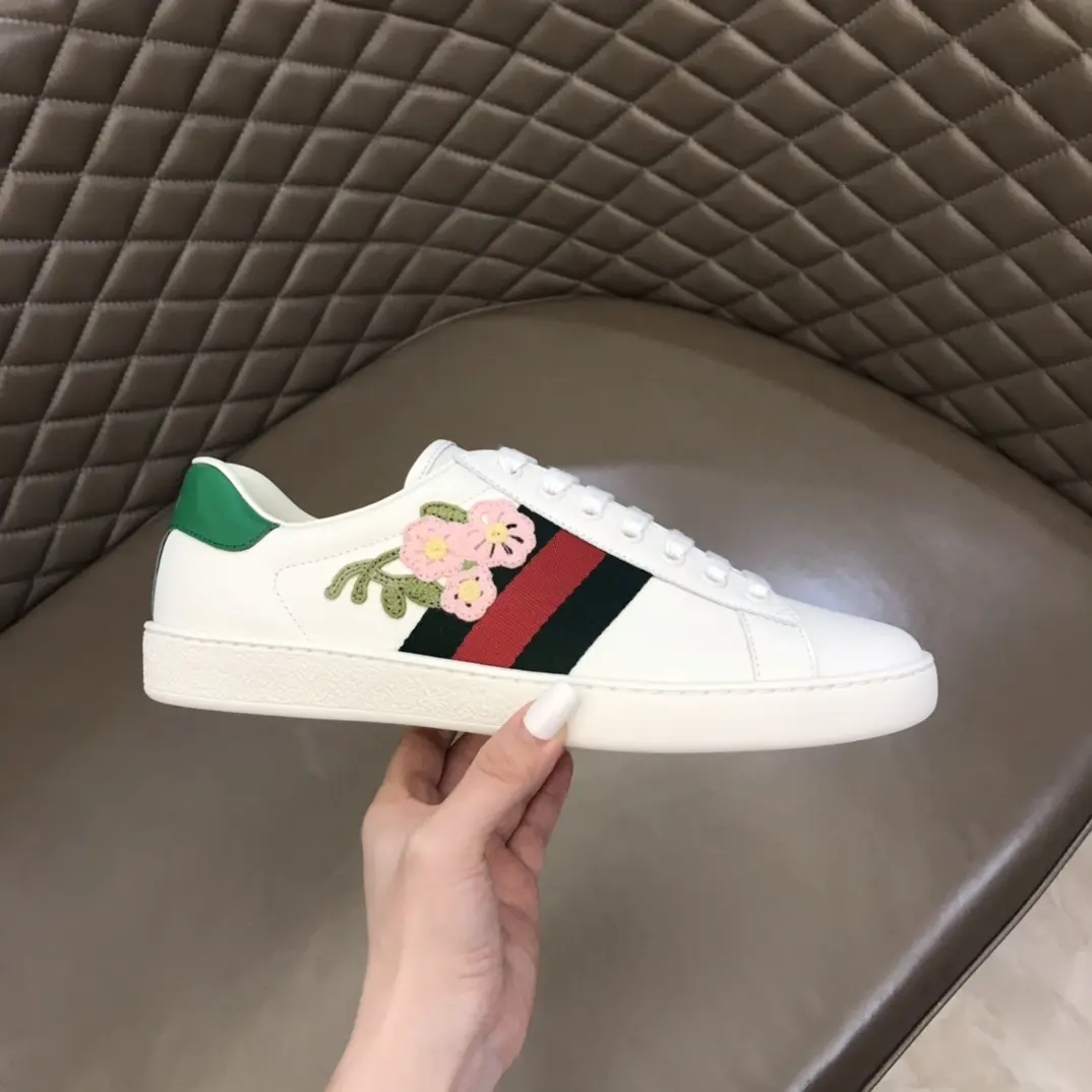 Gucci Ace Sneaker White Floral Low-Top –  Rep Shoes & Gucci Replica EyeCatching 811