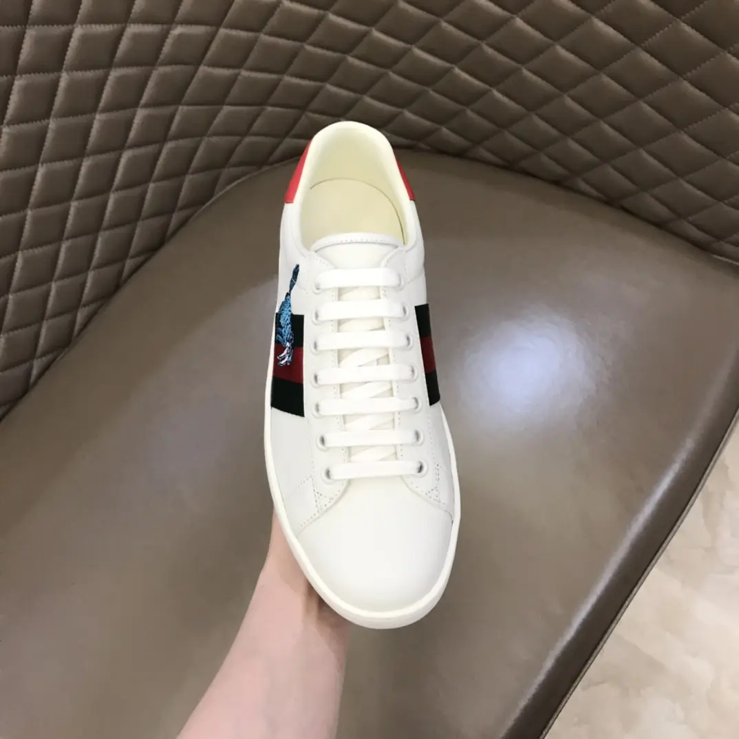 Minimalist Gucci Ace Sneaker White Red Stripe Low-Top – High Quality Rep Shoes & Gucci Replica 817
