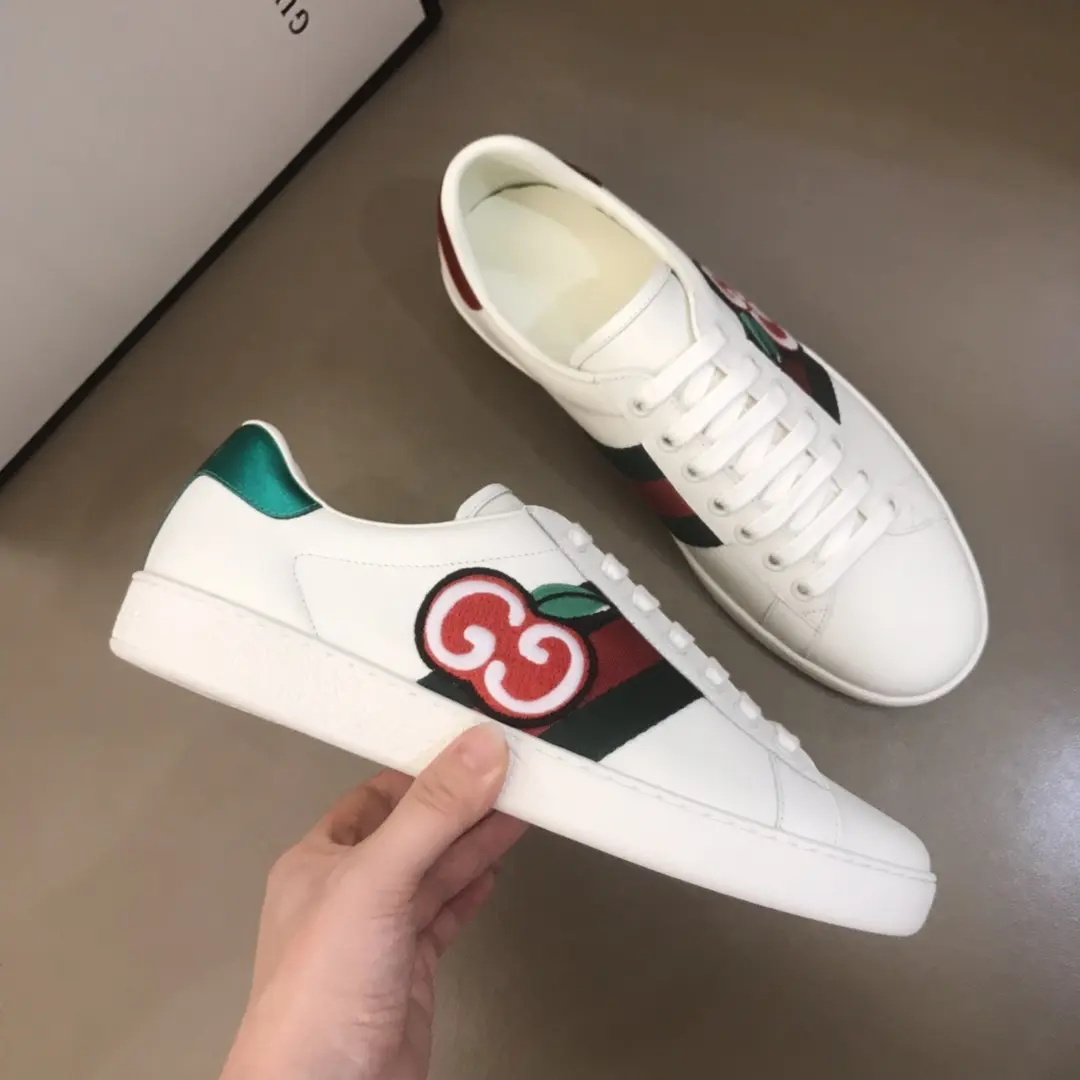 Unisex Gucci Ace Sneaker White with Embroidery – High Quality Replica Gucci Shoes 825