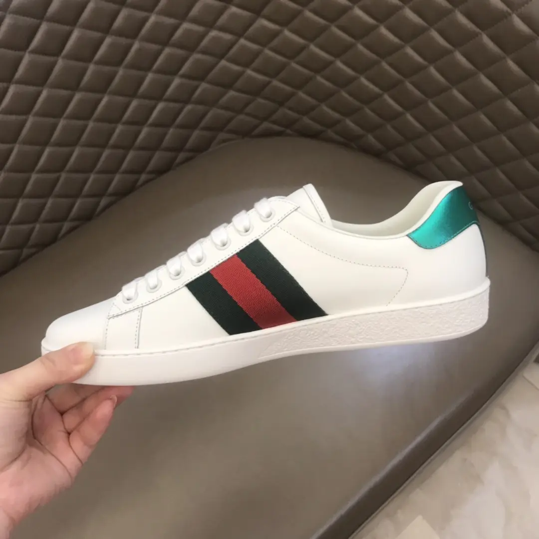 Unisex Gucci Ace Sneaker White with Embroidery – High Quality Replica Gucci Shoes 825