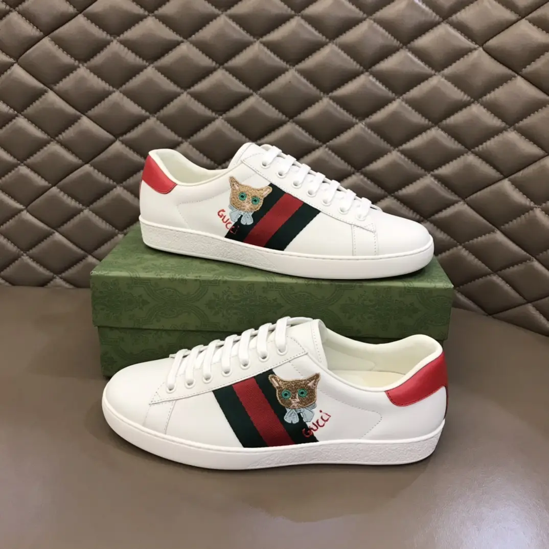 Youthful Gucci Ace Sneaker White with Red and Black Stripes – High Quality Gucci Replica Shoes 808