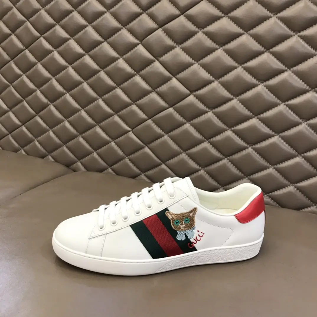 Youthful Gucci Ace Sneaker White with Red and Black Stripes – High Quality Gucci Replica Shoes 808