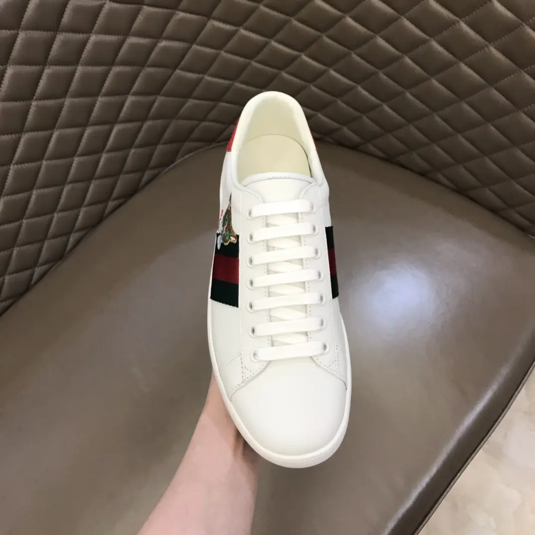 Youthful Gucci Ace Sneaker White with Red and Black Stripes – High Quality Gucci Replica Shoes 808