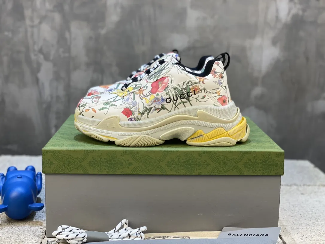 Gucci Balenciaga Triple S Floral Replica Sneakers with Stunning Rep Shoes Design ZipUp 769