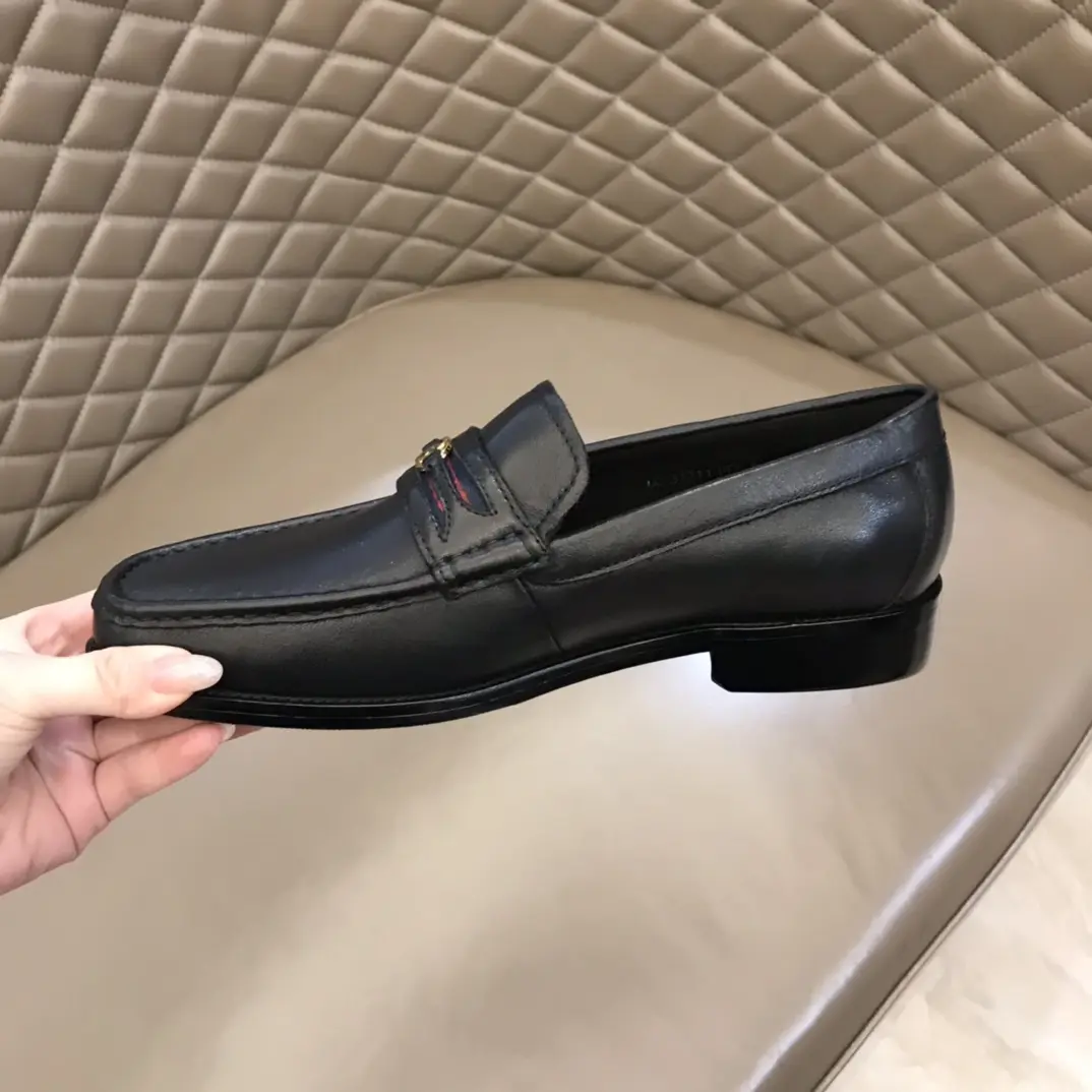 FlexibleFit Gucci Business  Loafers, Black Leather, High Quality Replica Shoes with Gucci Replica Design 883