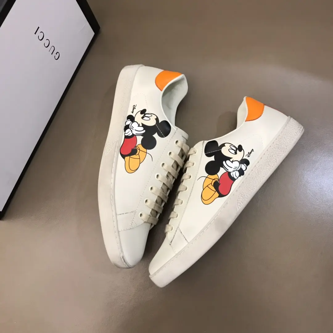 FlexibleFit Gucci  White Sneakers – Orange Trim with High Quality Replica Shoes and Gucci Replica Design 820