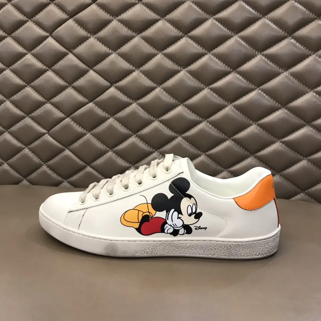 FlexibleFit Gucci  White Sneakers – Orange Trim with High Quality Replica Shoes and Gucci Replica Design 820