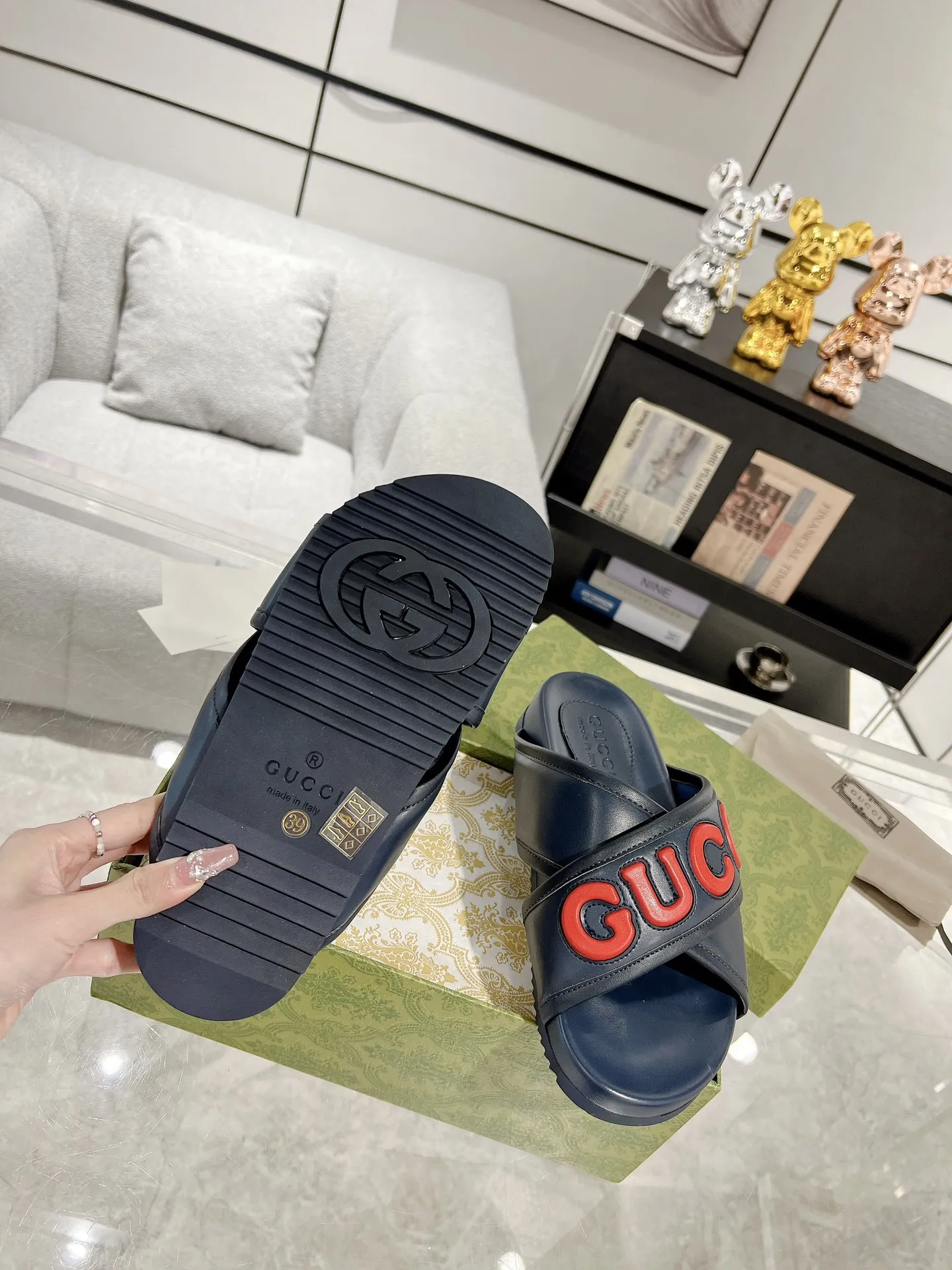NewStyle Gucci Couple Slide Sandals, Blue Red –  Rep Shoes & Replica Footwear 940
