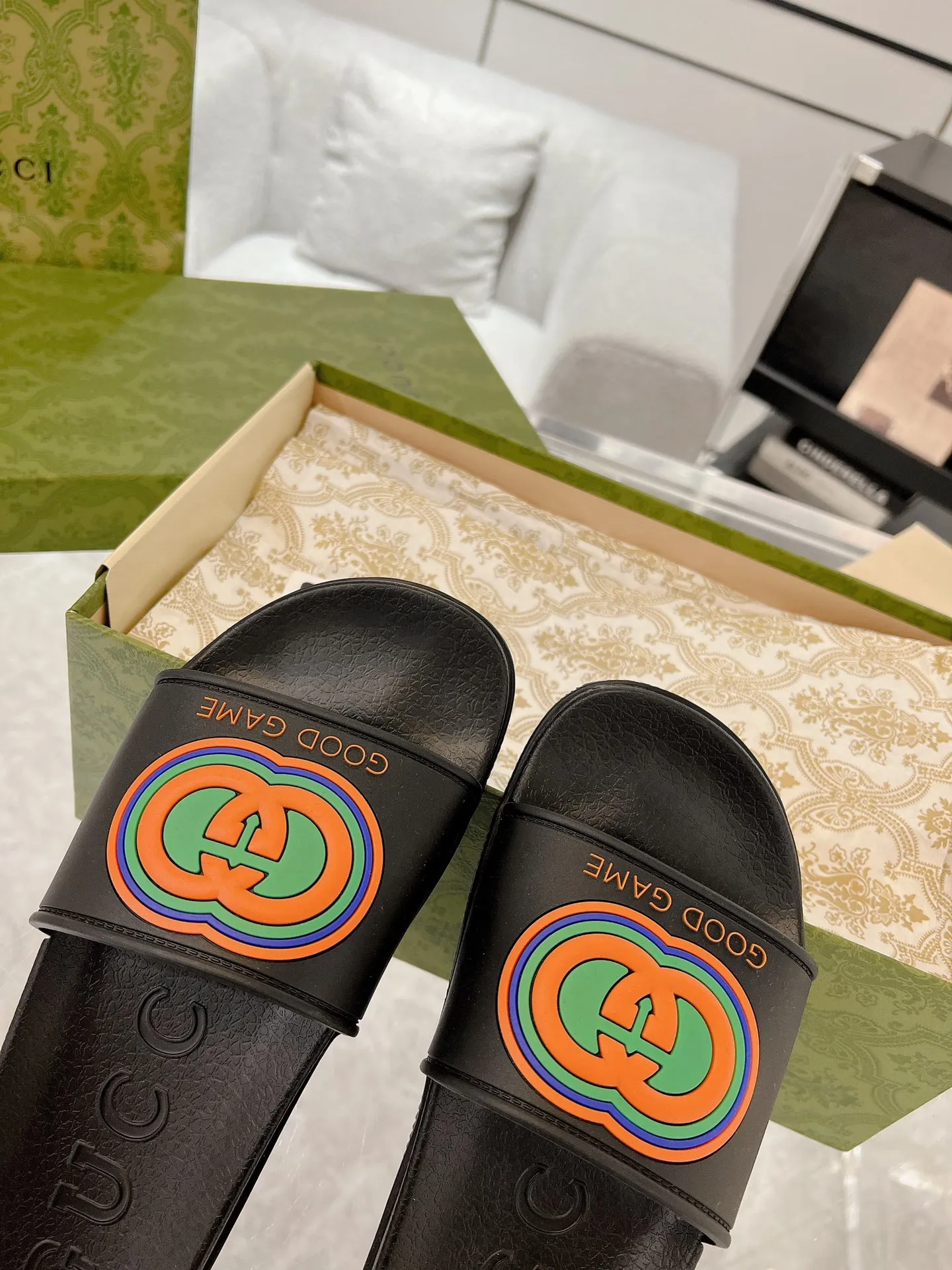 NewStyle Gucci Good Game Slide Sandals Black –  Replica Shoes & Fake Gucci Slides 939