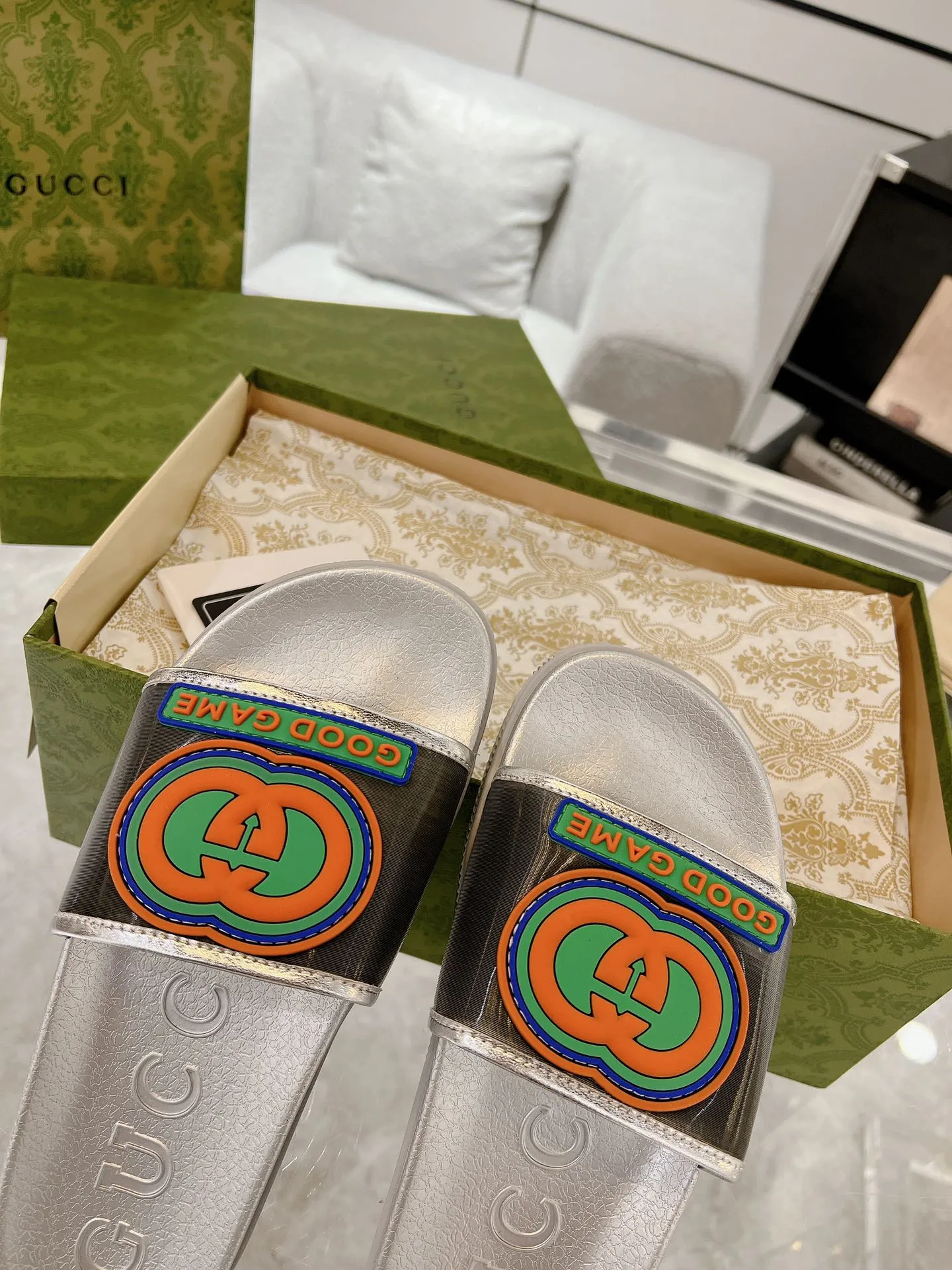 Supportive Gucci Interlocking G Slide Sandals Silver –  Rep Shoes & Replica Shoes 945