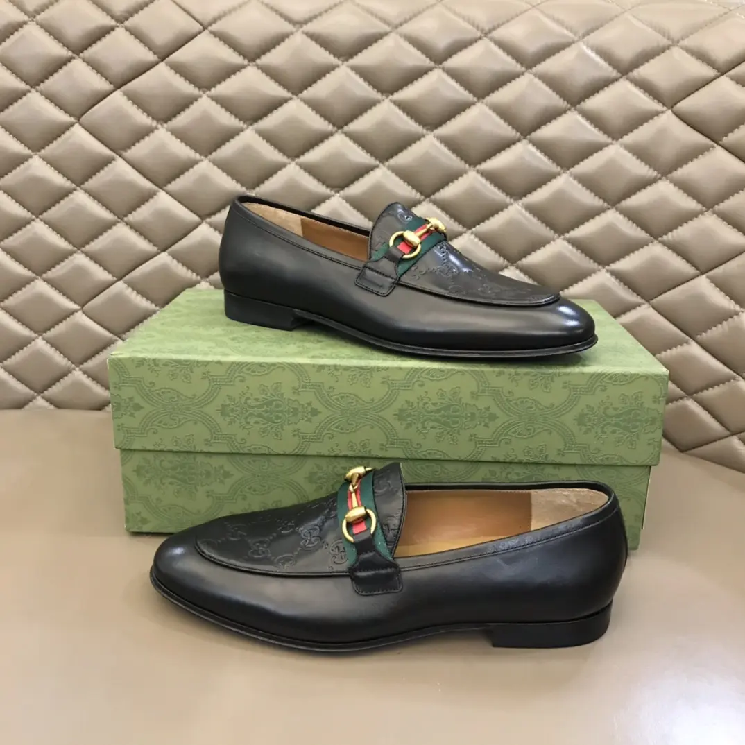 Gucci Jordaan Loafer Black Leather Slip-On –  Gucci Replica Shoes with High Quality Craftsmanship Sophisticated 888