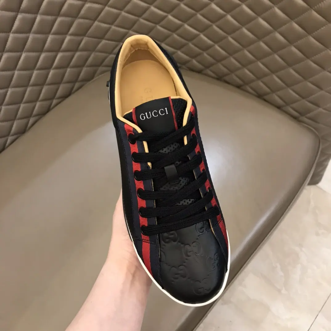 QuickDry Gucci Men’s Vintage Low-Top  Shoes – Black with Red and Gold Accents, Premium Gucci Replica, Size 38- 852