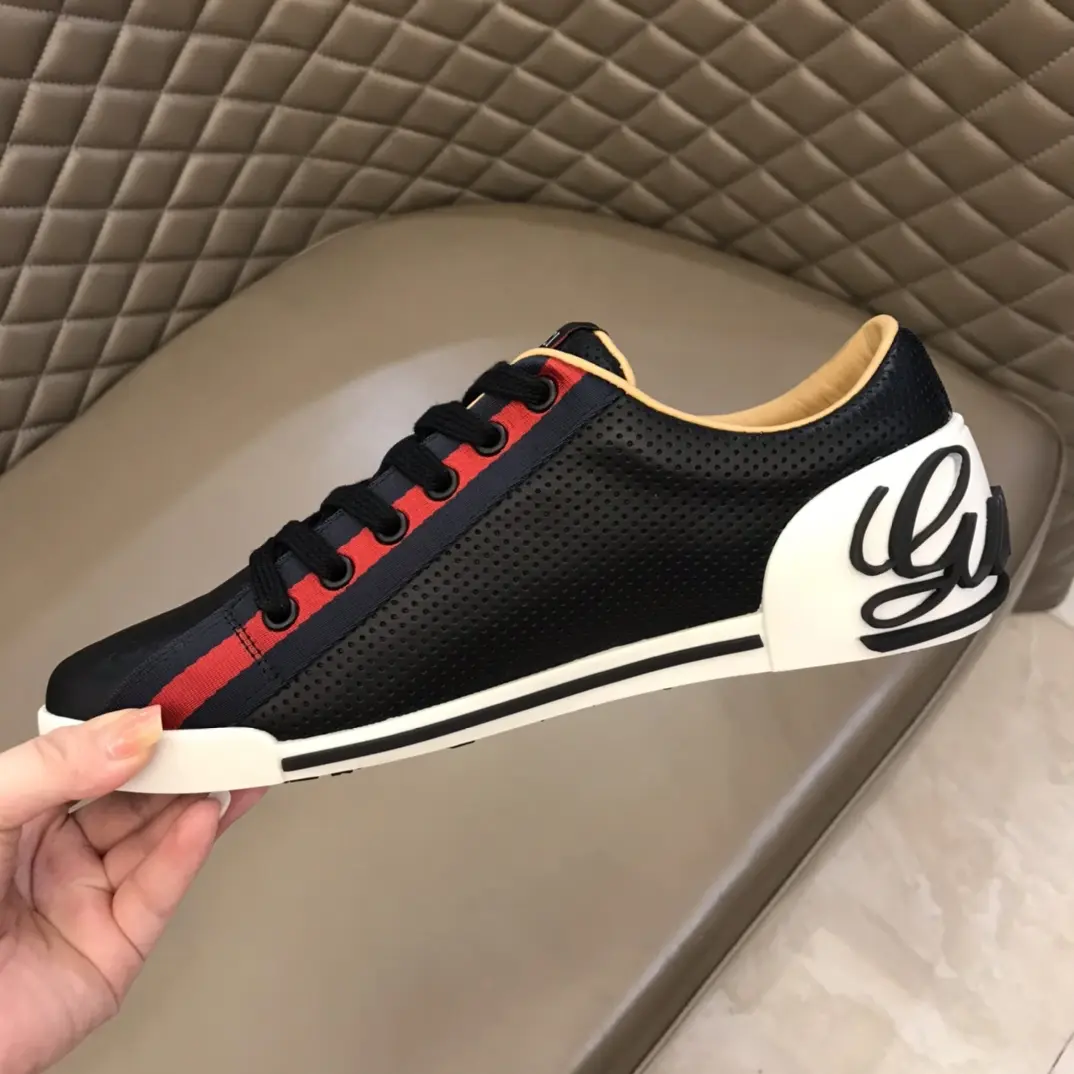 QuickDry Gucci Men’s Vintage Low-Top  Shoes – Black with Red and Gold Accents, Premium Gucci Replica, Size 38- 852
