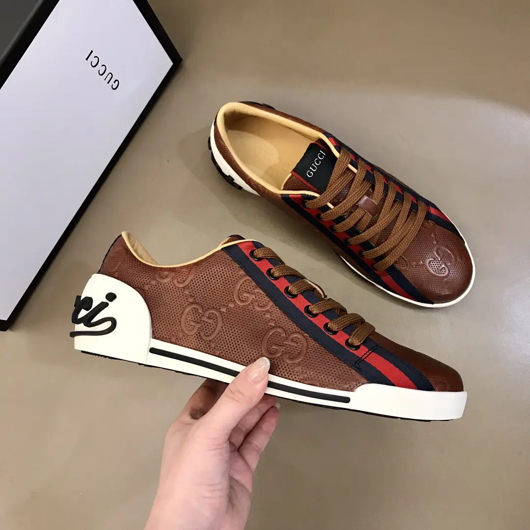 RelaxedFit Gucci Men’s Vintage Low-Top  Shoes in Brown – Embossed Logo Design with Premium Replica Finish and Rep Shoes Style 867