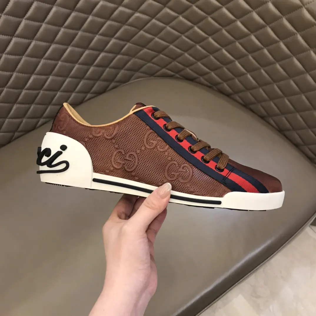 RelaxedFit Gucci Men’s Vintage Low-Top  Shoes in Brown – Embossed Logo Design with Premium Replica Finish and Rep Shoes Style 867