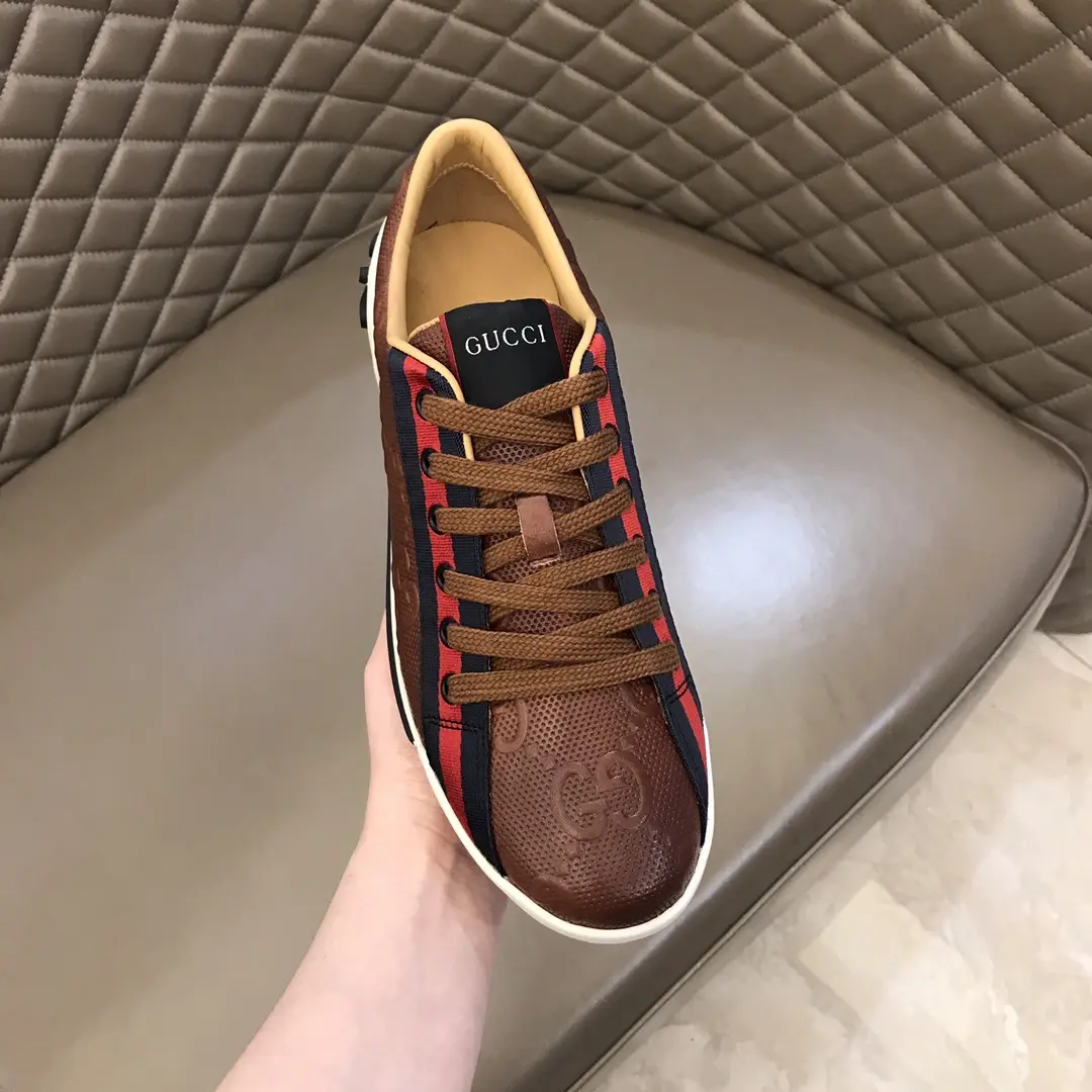 RelaxedFit Gucci Men’s Vintage Low-Top  Shoes in Brown – Embossed Logo Design with Premium Replica Finish and Rep Shoes Style 867