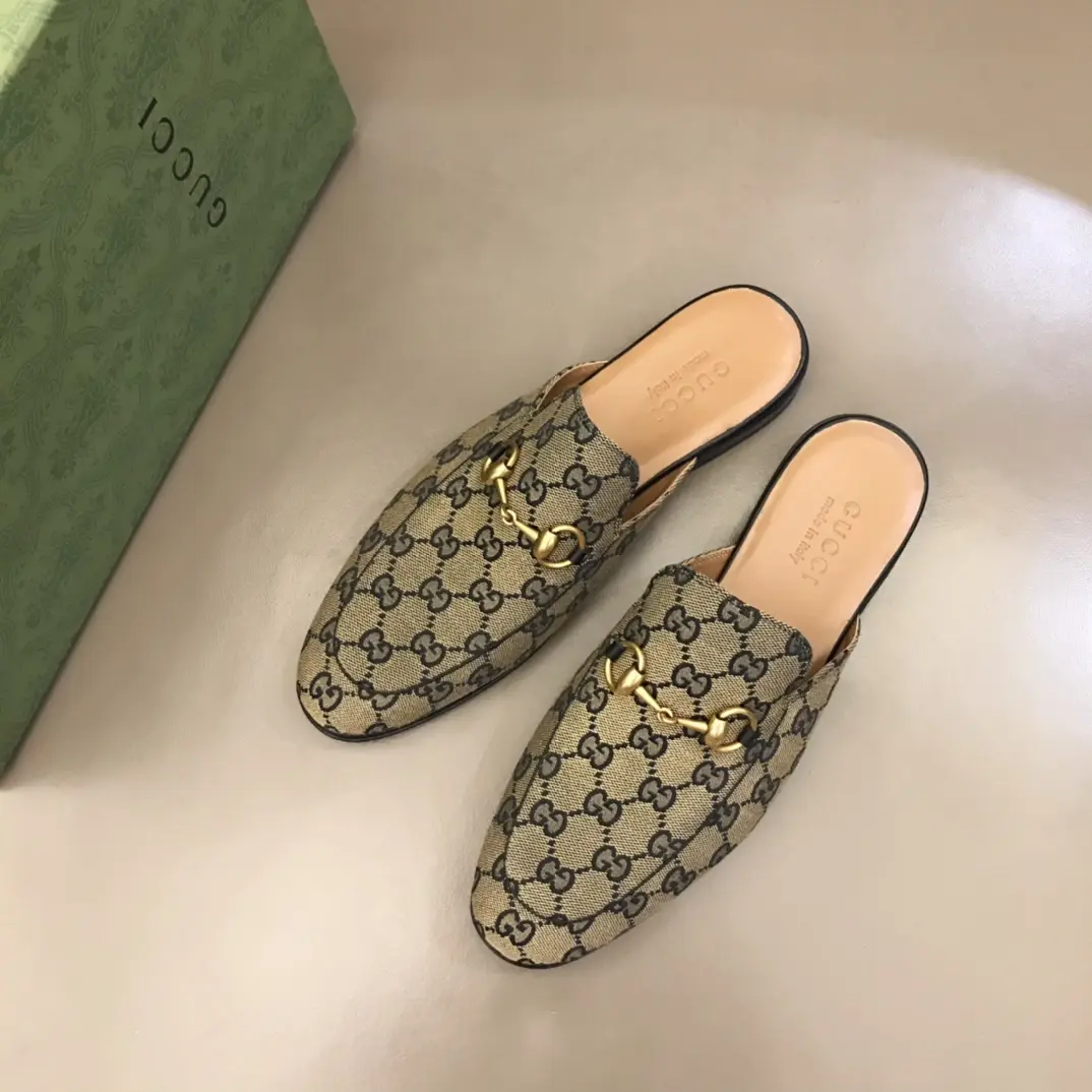 Gucci Princetown GG Canvas Loafer Beige – High Quality Replica Shoes & Gucci Replica Compact 895