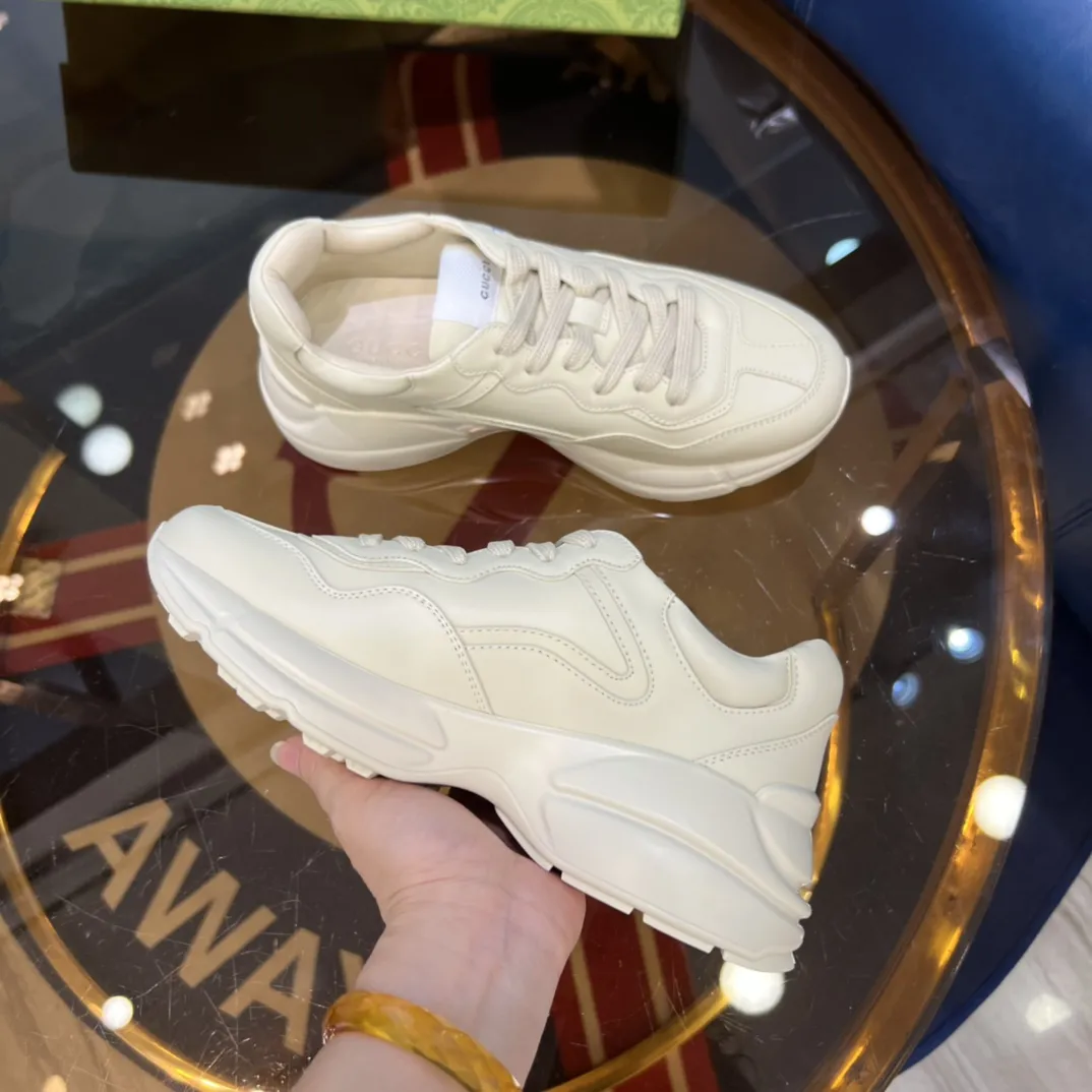 RelaxedFit Gucci Rhyton Beige Leather Sneakers –  Rep Shoes & Replica Shoes Collection 914