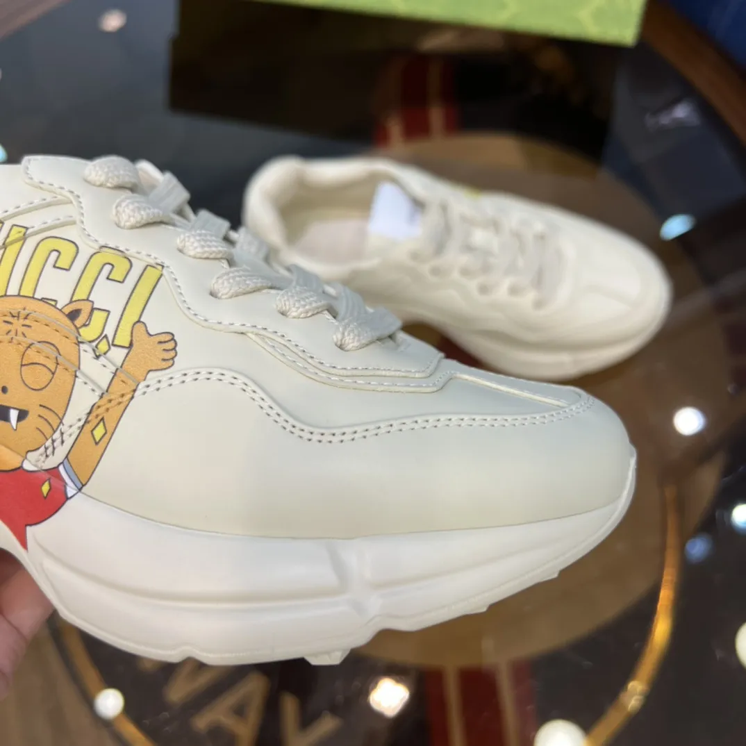 Gucci Rhyton Sneaker Beige Cartoon Print –  Rep Shoes & Replica Shoes AllSeason 920