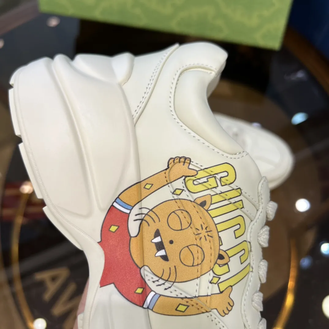 Gucci Rhyton Sneaker Beige Cartoon Print –  Rep Shoes & Replica Shoes AllSeason 920