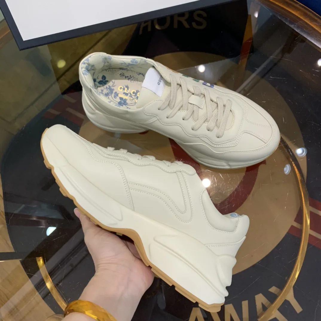 Refined Gucci Rhyton Sneaker Beige Leather Dad Shoe –  Rep Shoes & Replica Gucci Style 929