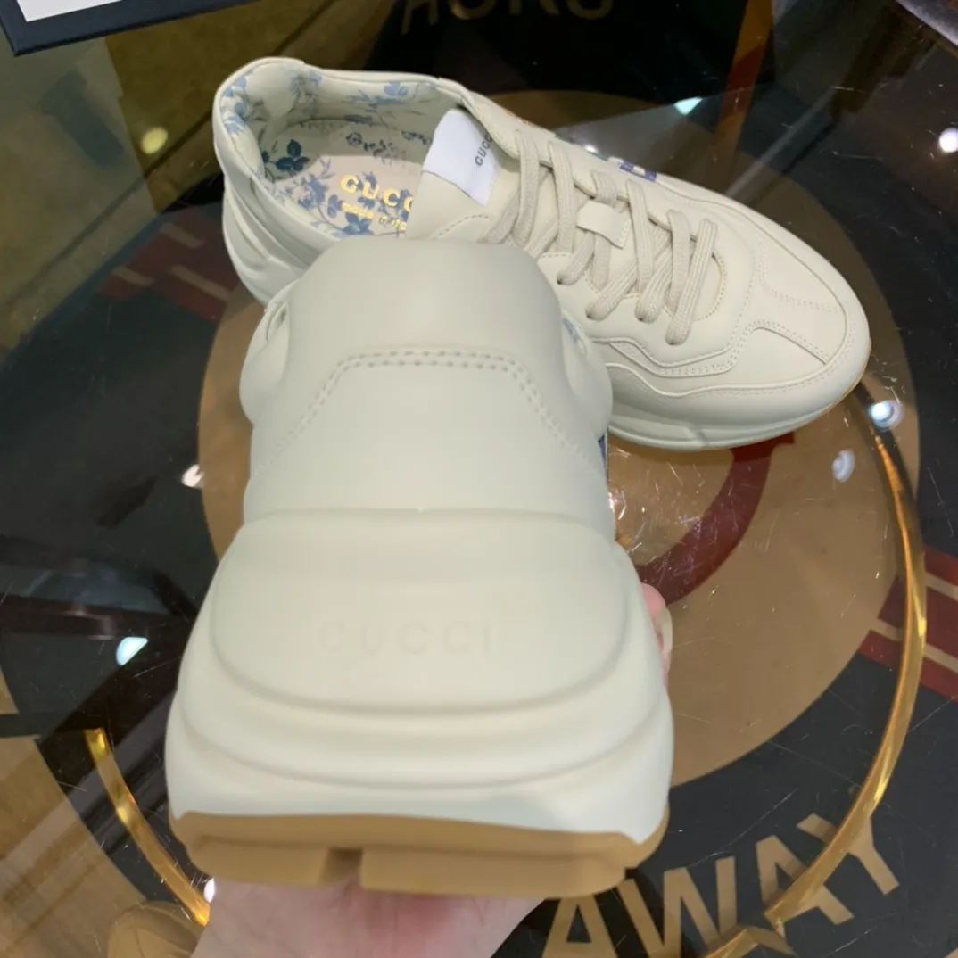Refined Gucci Rhyton Sneaker Beige Leather Dad Shoe –  Rep Shoes & Replica Gucci Style 929
