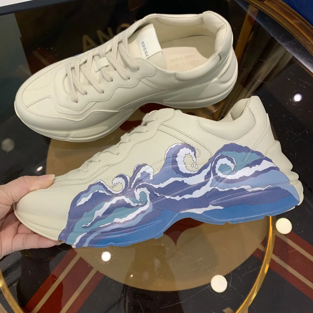Gucci Rhyton Sneaker White Leather Dad Shoe –  Rep Shoes & Replica Gucci Styles SportInspired 931