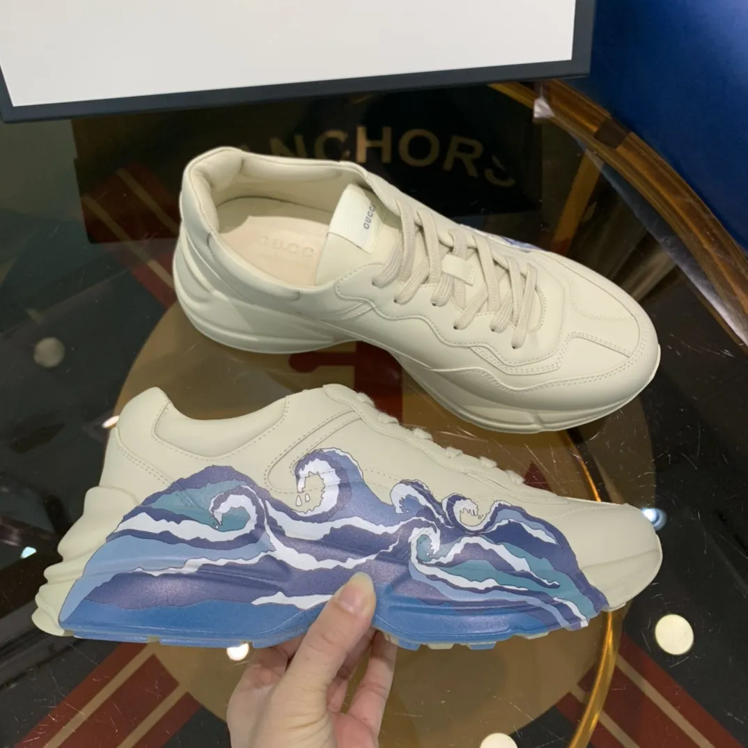 Gucci Rhyton Sneaker White Leather Dad Shoe –  Rep Shoes & Replica Gucci Styles SportInspired 931