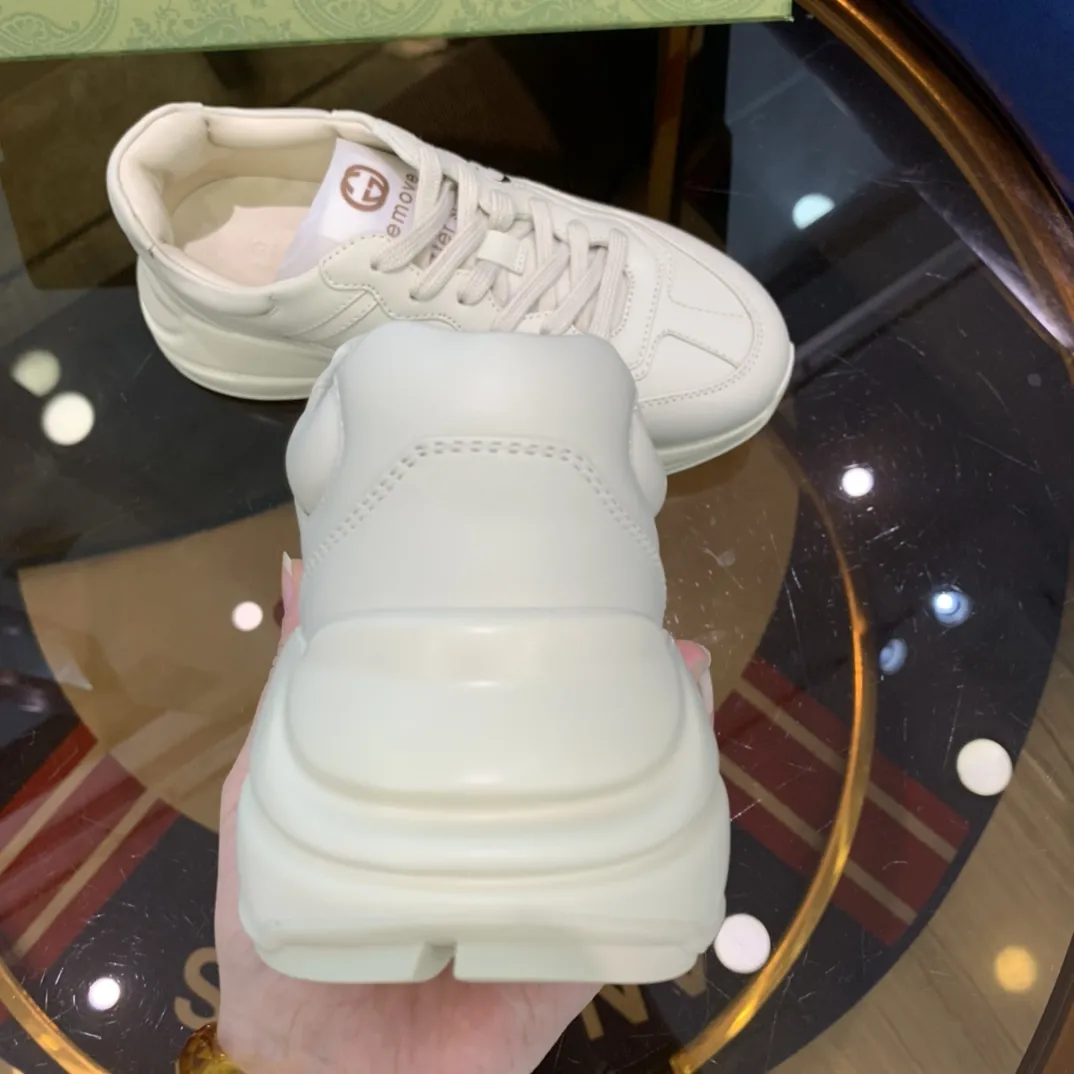 Compact Gucci Rhyton Sneaker White Leather Dad Shoe –  Rep Shoes & Replica Gucci 930