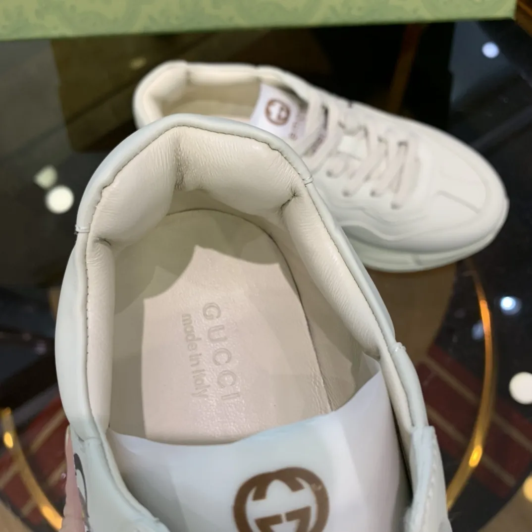 Compact Gucci Rhyton Sneaker White Leather Dad Shoe –  Rep Shoes & Replica Gucci 930