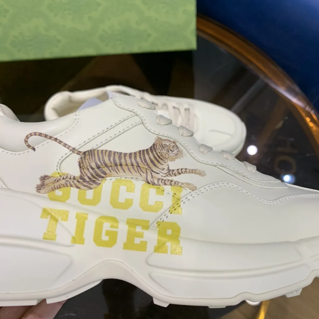 Gucci Rhyton Tiger Sneakers Beige  – Premium Rep Shoes & Replica Gucci Collection FlexibleFit 928