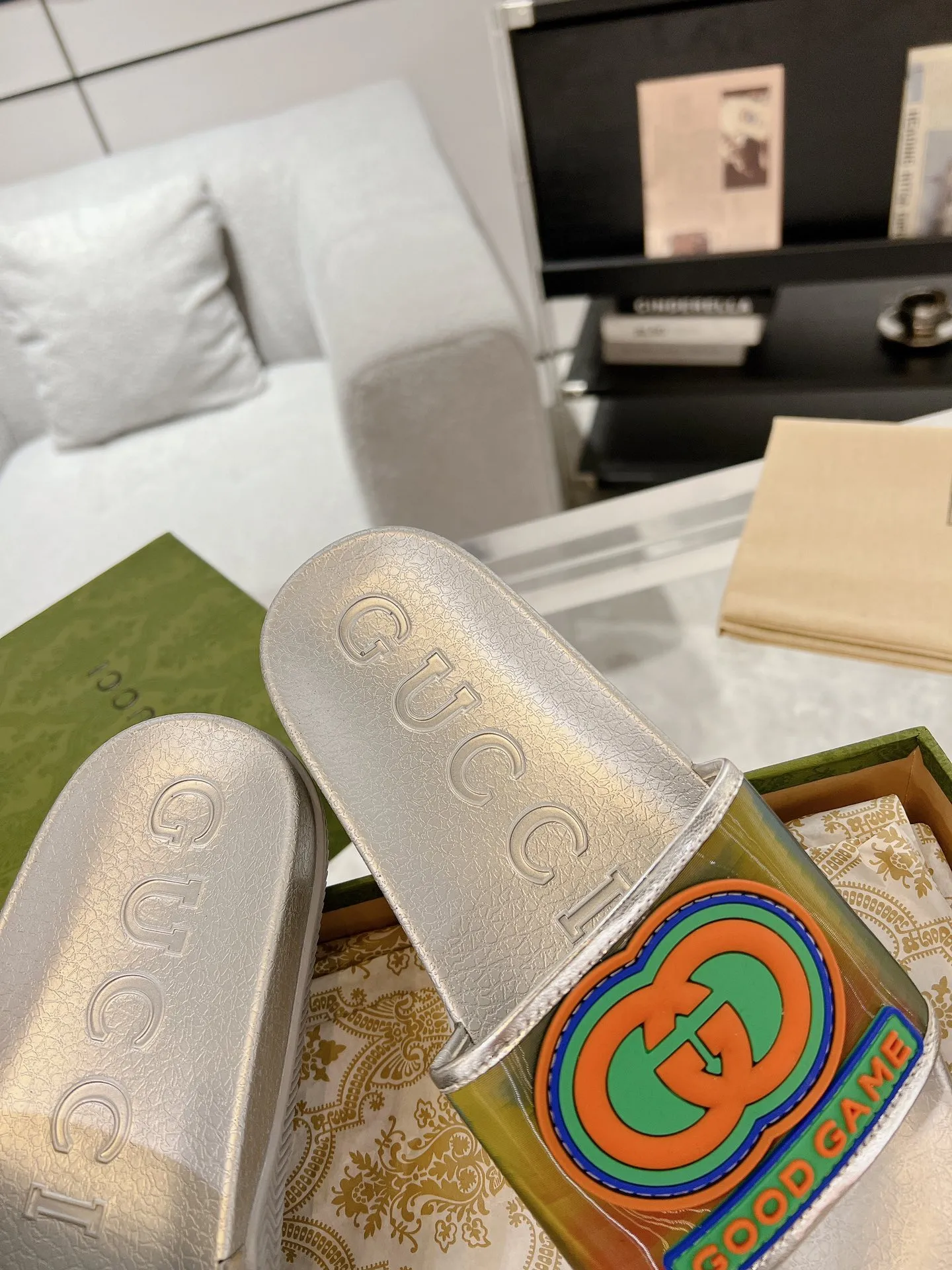 Gucci Slide Sandals – White with Logo,  Rep Shoes & Replica Shoes Original 941