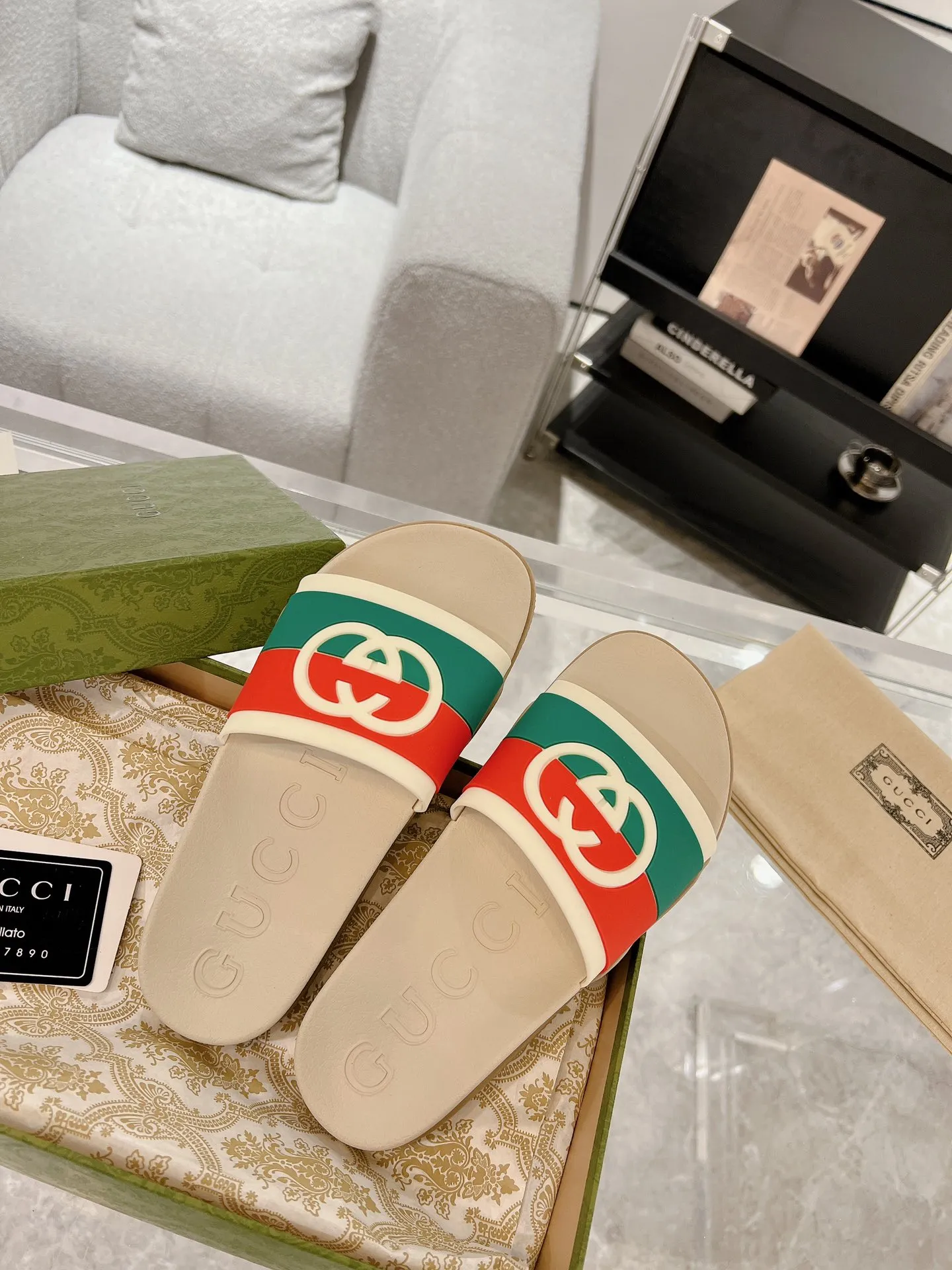 ComfortFit Gucci Slide Sandals, Beige Red Green –  Rep Shoes & Fake Gucci Slides Edition 942