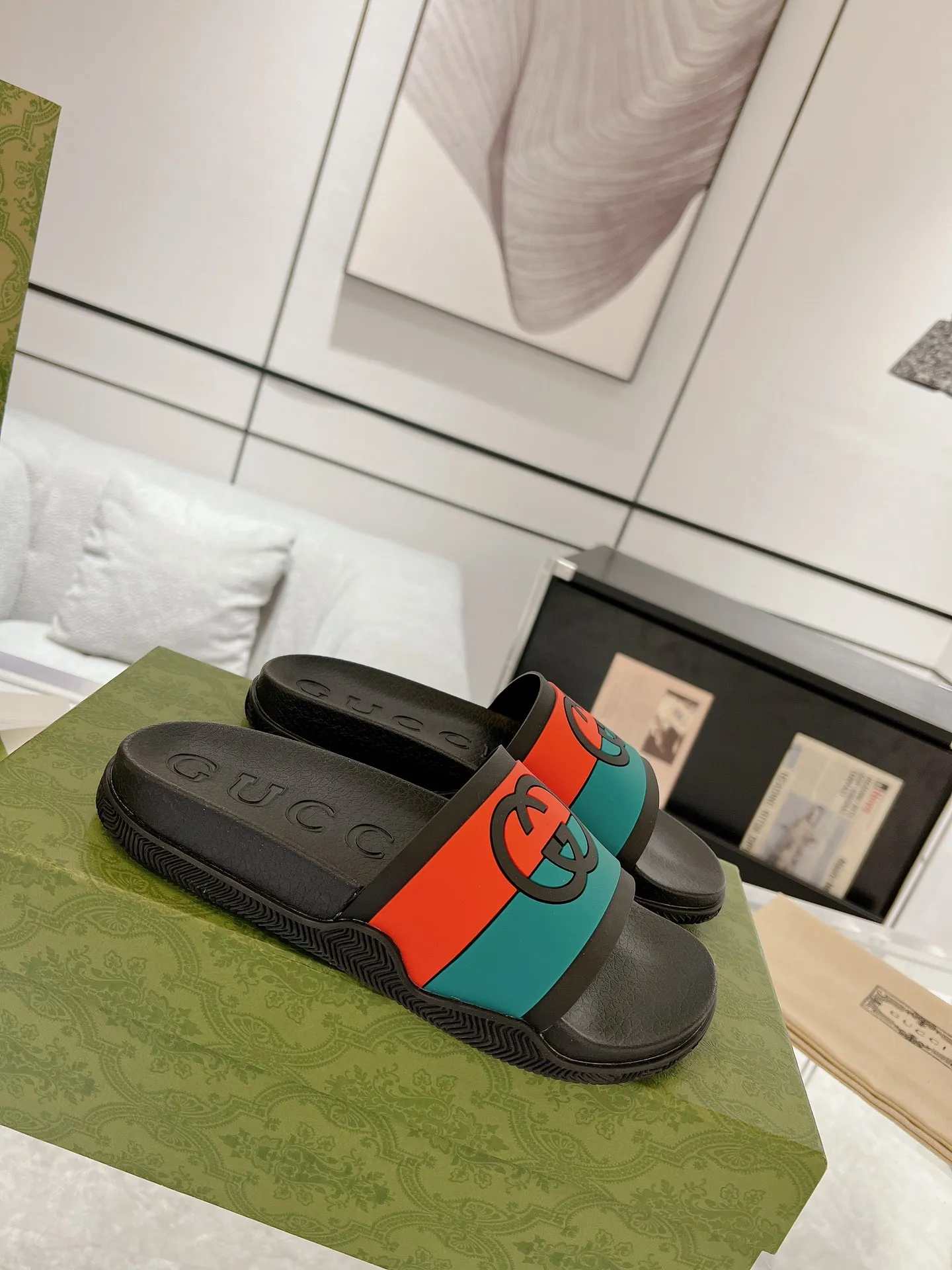 Elegant Gucci Slide Sandals Black Green Red –  Rep Shoes & Fake Gucci Slides Edition 944