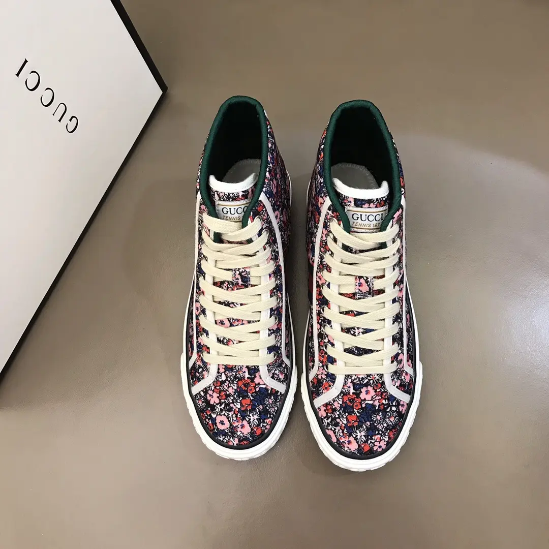 UrbanChic Gucci Sneaker Tennis 1977 High in Red –  Rep Shoes & Fake Gucci Replicas 959