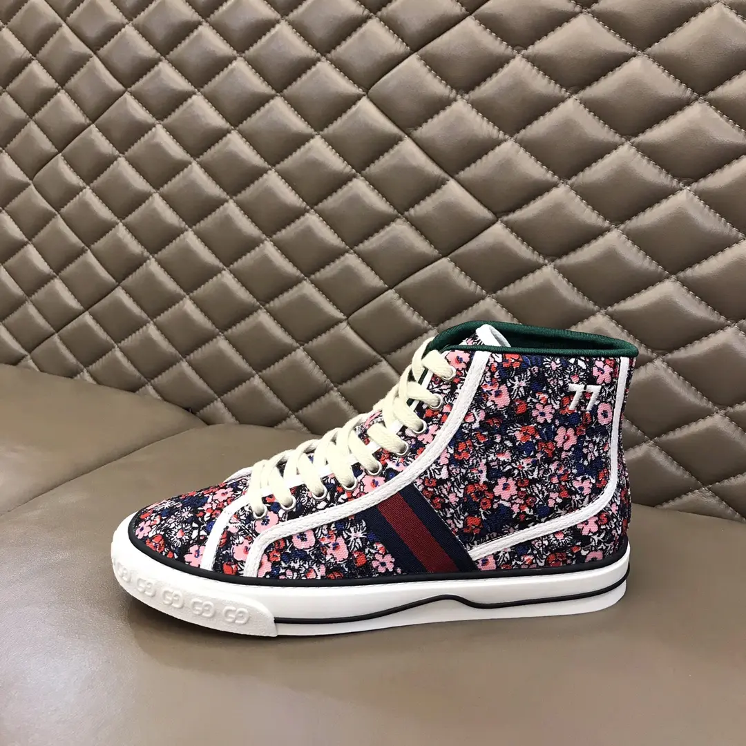 UrbanChic Gucci Sneaker Tennis 1977 High in Red –  Rep Shoes & Fake Gucci Replicas 959