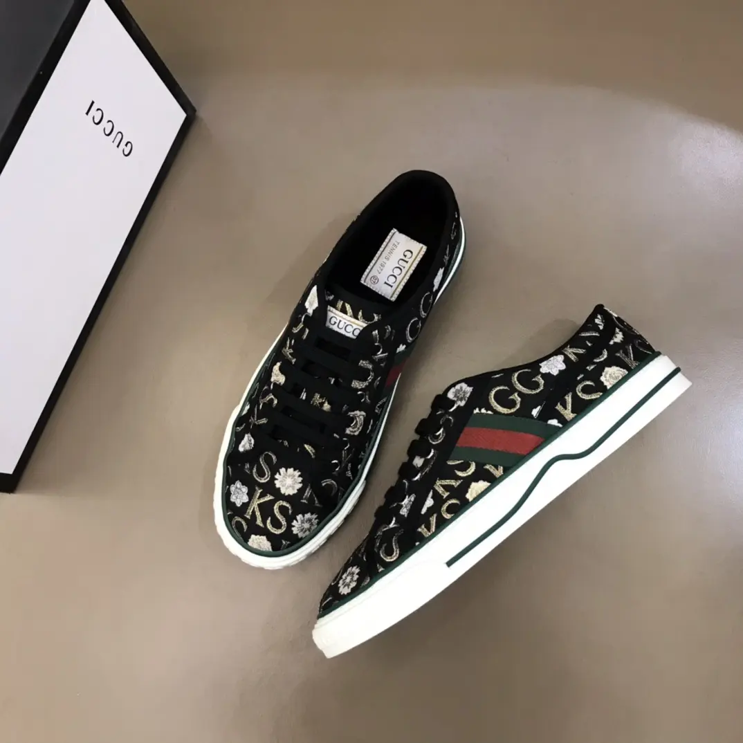 ModernLook Gucci Sneaker Tennis 1977 Low in Black –  Rep Shoes & Replica Footwear 975