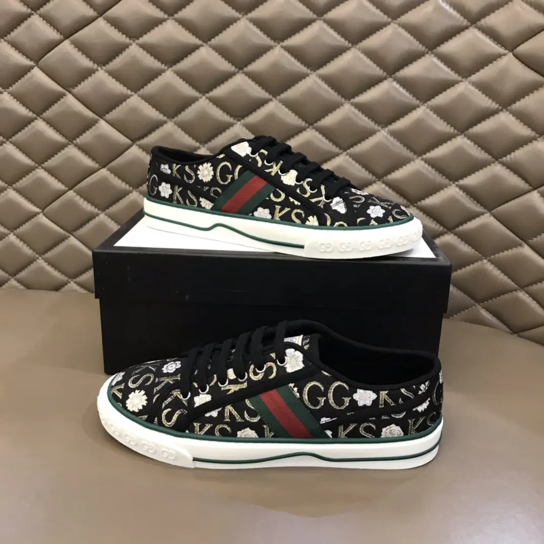 ModernLook Gucci Sneaker Tennis 1977 Low in Black –  Rep Shoes & Replica Footwear 975