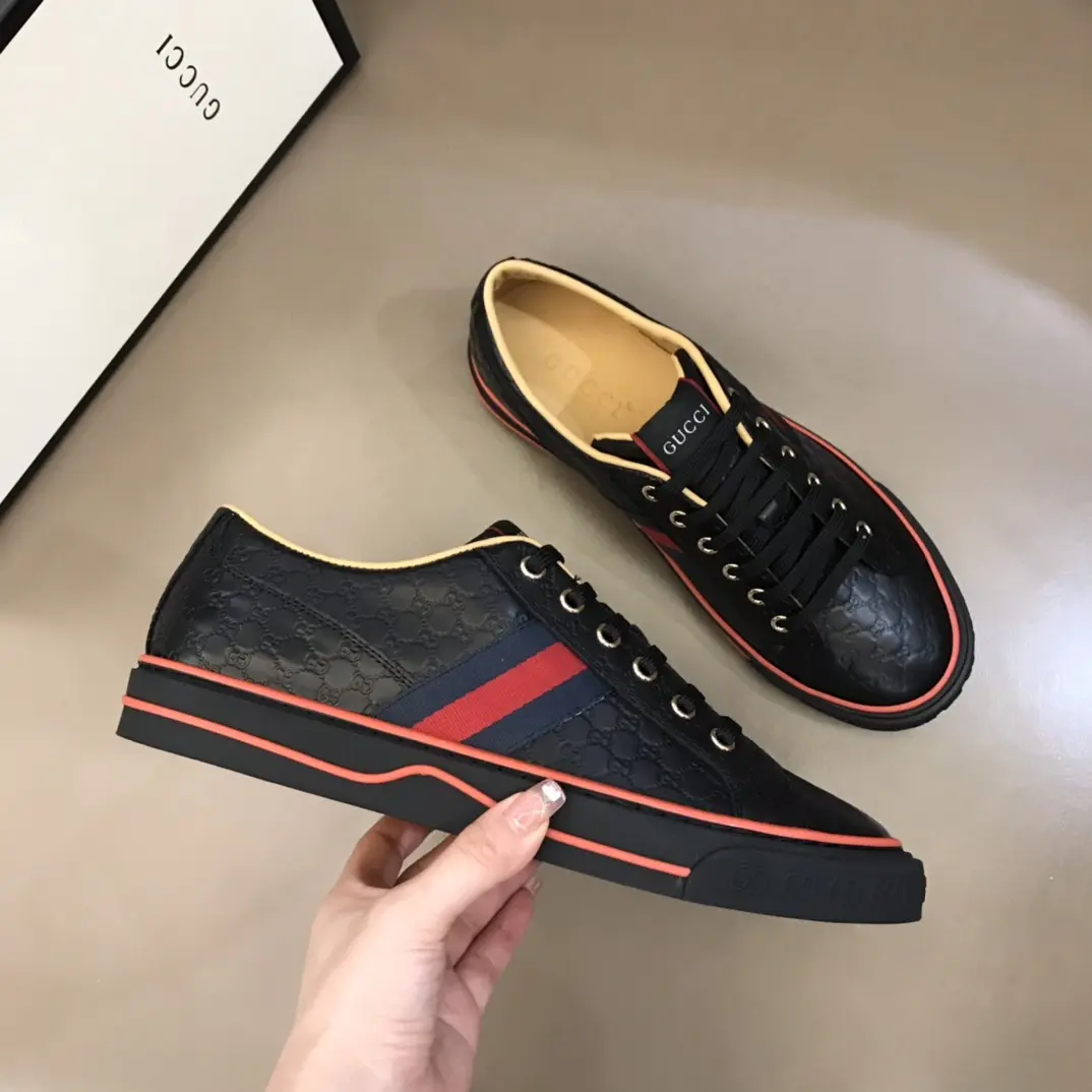 UrbanChic Gucci Sneaker Tennis 1977 in Black –  Rep Shoes & Replica Footwear 984