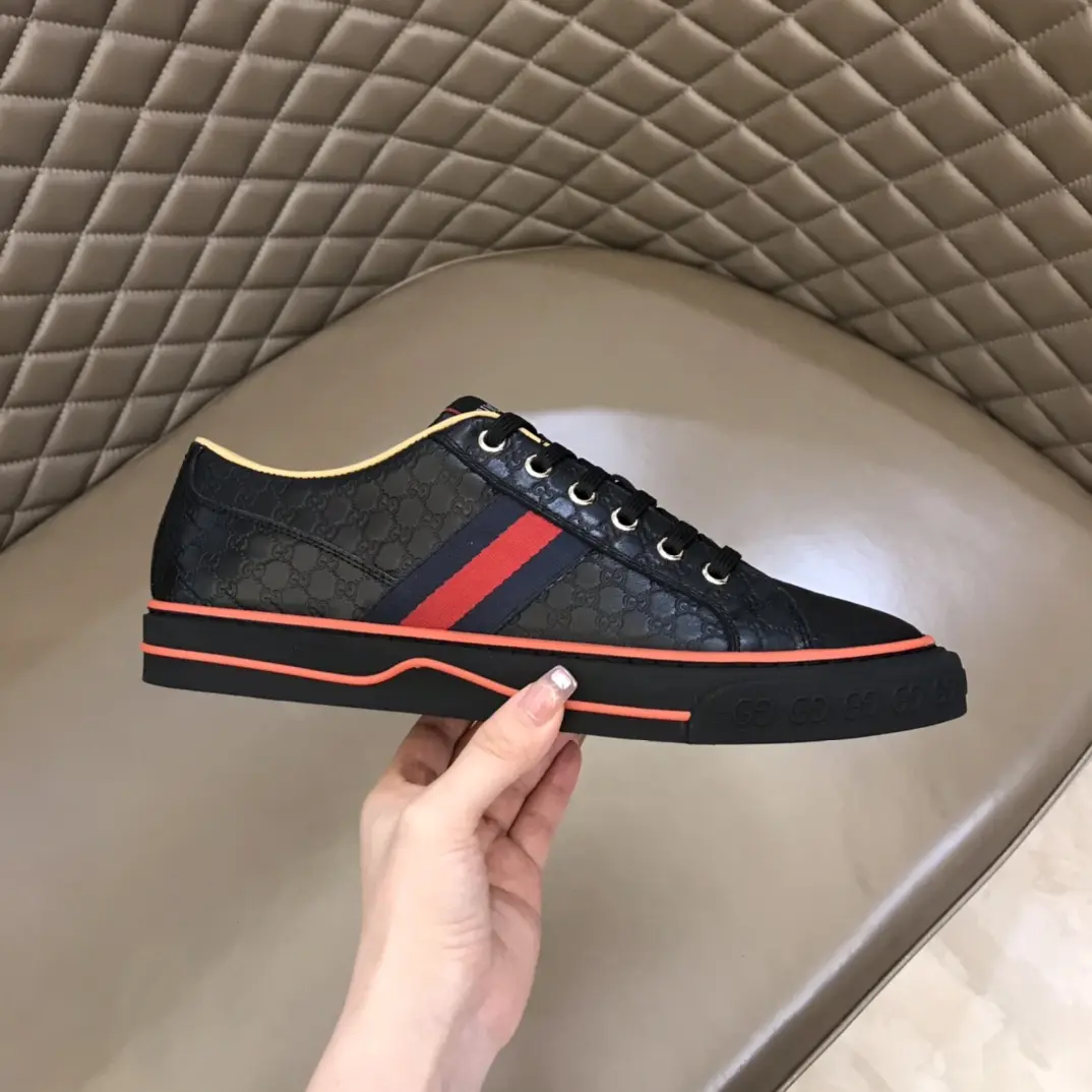 UrbanChic Gucci Sneaker Tennis 1977 in Black –  Rep Shoes & Replica Footwear 984