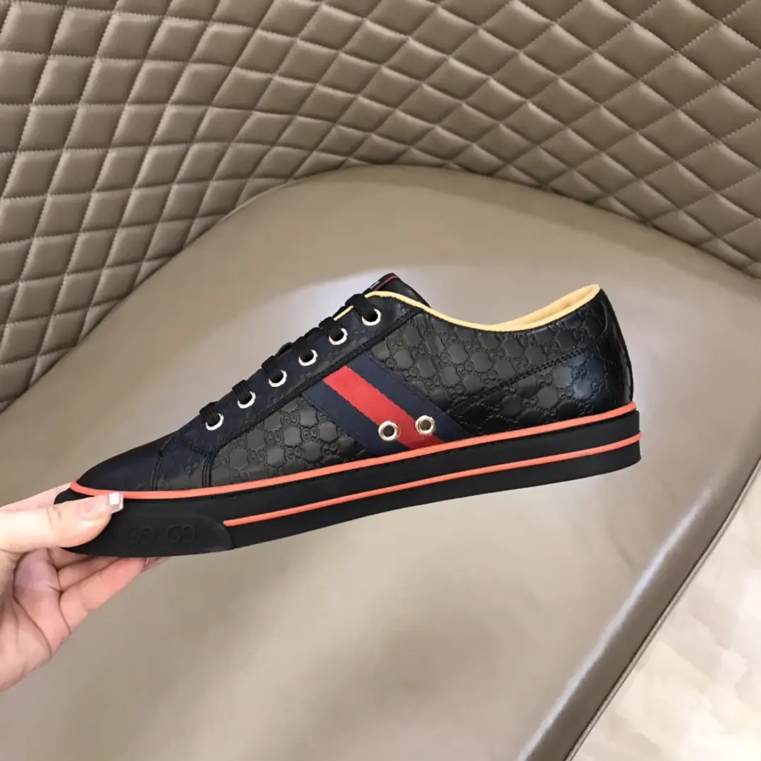 UrbanChic Gucci Sneaker Tennis 1977 in Black –  Rep Shoes & Replica Footwear 984