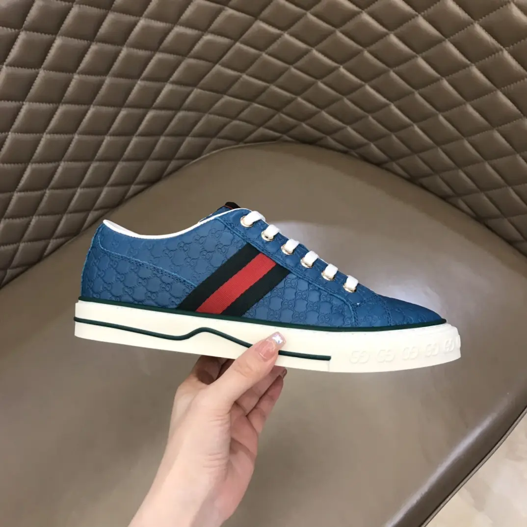 Sleek Gucci Sneaker Tennis 1977 in Blue –  Rep Shoes & Replica Footwear 986