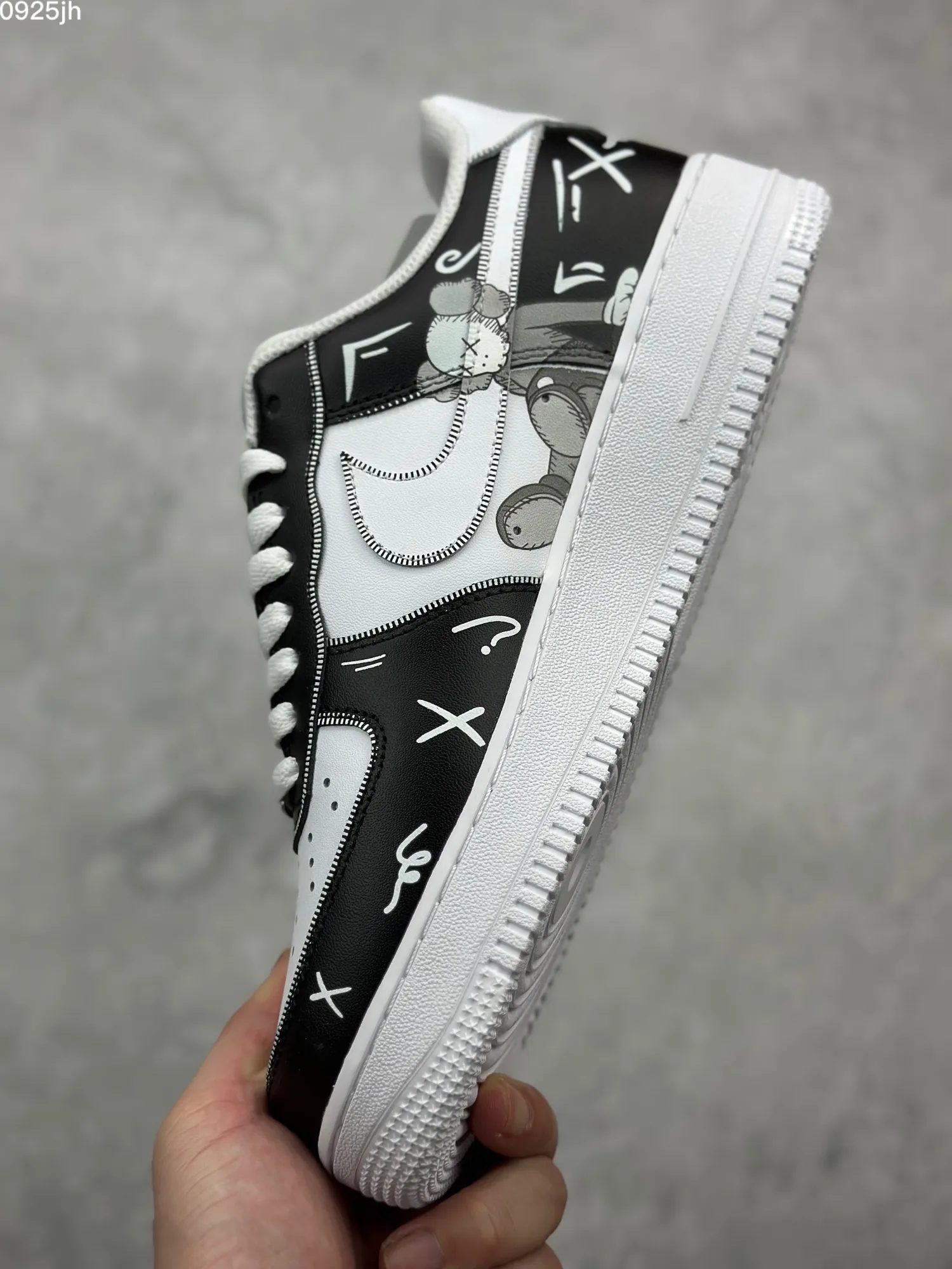 Cozy Kaws x Nike Air Force 1 Low ’07 Black White Custom Companion Rep Shoes – Top Fake Nike Sneakers 1031