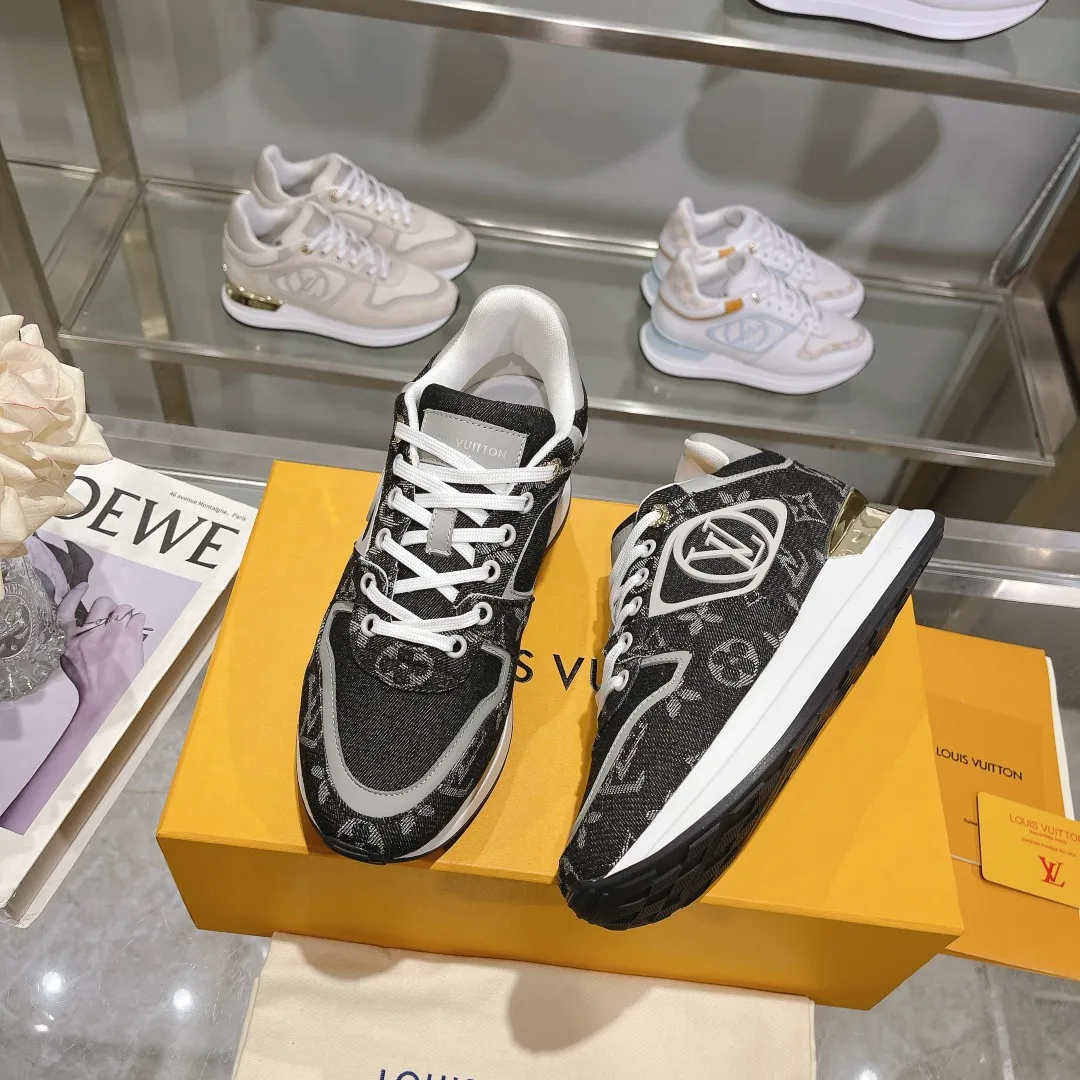 Resilient LOUIS VUITTON Neo Run Away Black Sneakers – Replica Louis Vuitton Style 295
