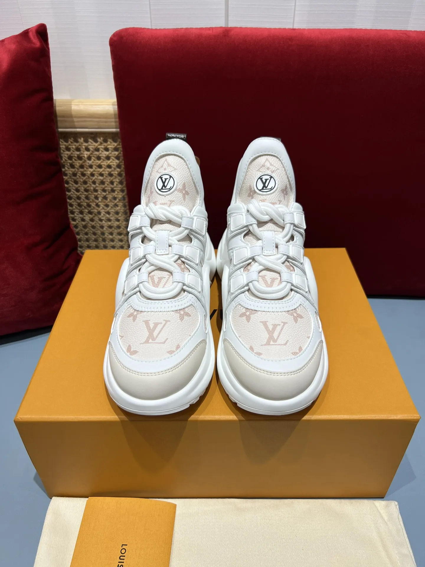 Louis Vuitton Archlight Beige Sneakers –  Replica Shoes & Rep Shoes SportInspired 291