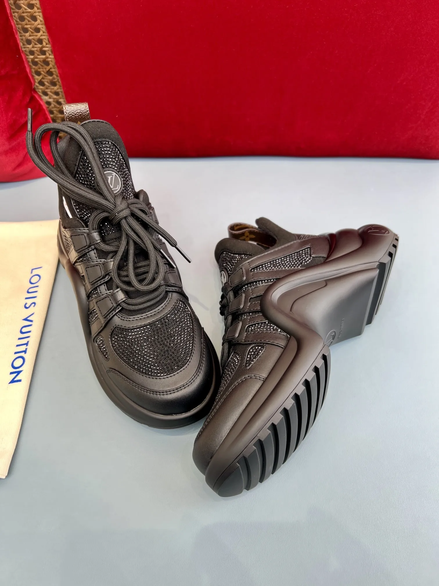 Louis Vuitton Archlight Black Mesh Sneakers –  Replica Shoes & Rep Footwear Packable 278